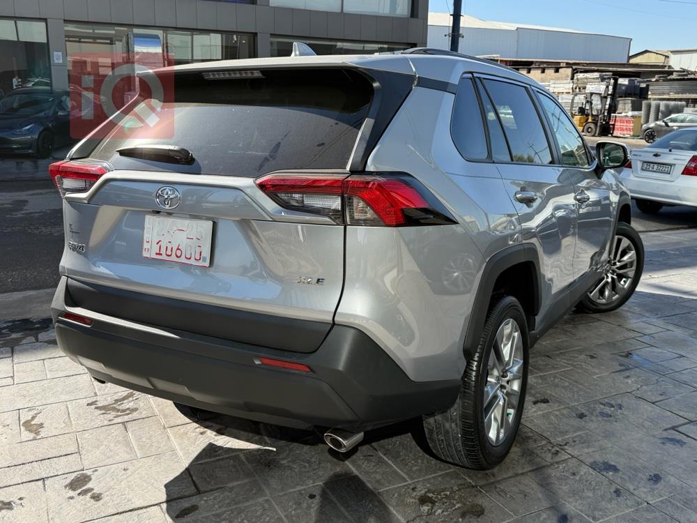 تويوتا راف 4